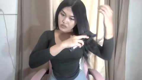 sassy_jenny8 online show from 02-26-26, 05:01