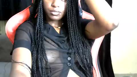 sassy_lyne online show from 05-11-26, 07:58
