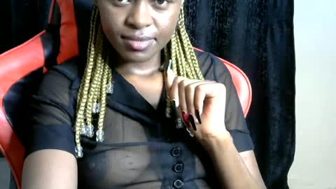 sassy_lyne online show from 06-19-26, 10:46