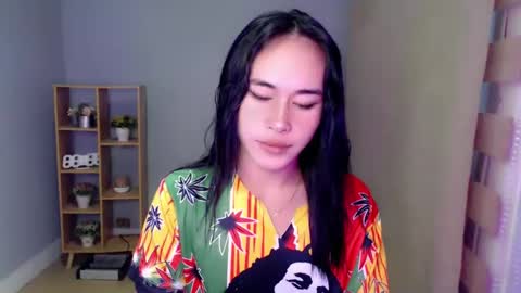 Snapshot of sassy_stella chatting on 01-05-25, 05:51 sassy_stella online show from 01-05-25, 05:51