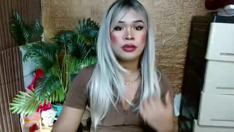 sassy_tinaxx online show from 12-13-25, 07:53
