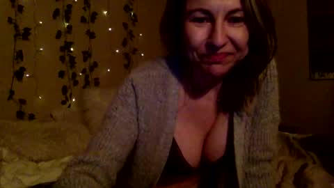 Sassyella online show from 02-28-25, 06:21