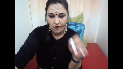Snapshot of sassyindian00 chatting on 10-20-25, 07:14 sassyindian00 online show from 10-20-25, 07:14