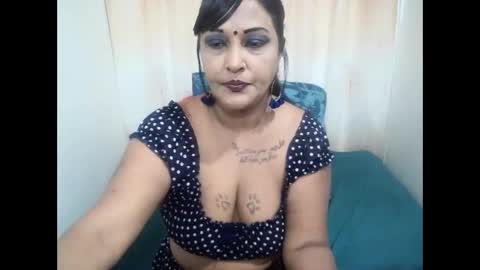 Snapshot of sassyindian00 chatting on 10-25-25, 03:51 sassyindian00 online show from 10-25-25, 03:51