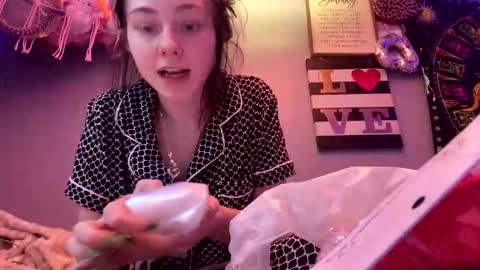 sassyseductive online show from 04-30-26, 08:57