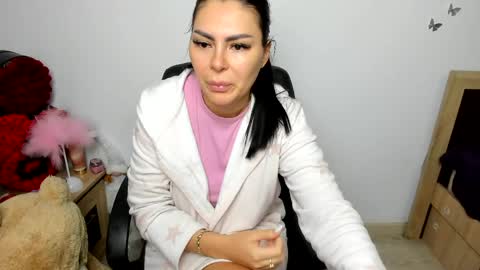 sassytiff online show from 05-10-26, 10:20