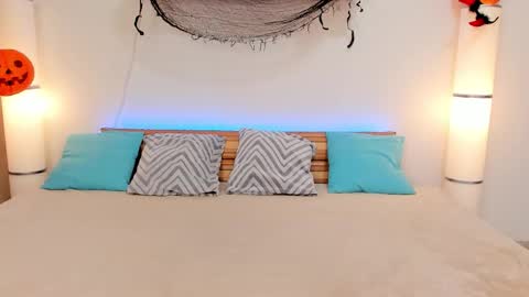 Snapshot of satimilf_ chatting on 10-13-25, 07:52 Sati online show from 10-13-25, 07:52