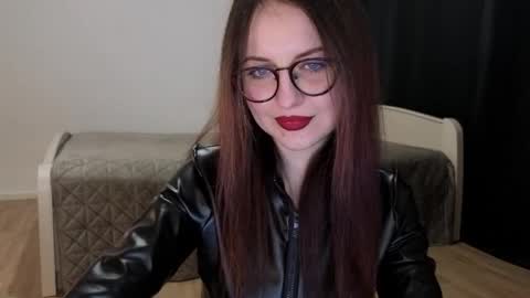 Lori online show from 03-28-26, 06:40