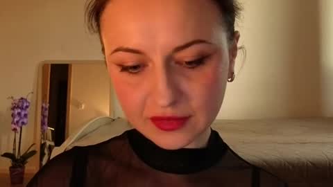 Lori online show from 05-31-26, 06:09