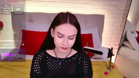   online show from 04-10-26, 06:34