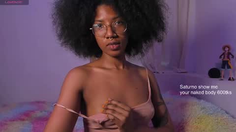 Snapshot of saturno_vibes chatting on 02-21-25, 11:55 saturno_vibes online show from 02-21-25, 11:55