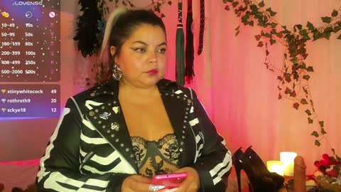 Gina George online show from 12-17-24, 12:45
