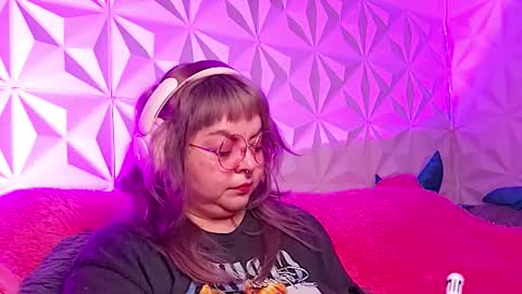 Gina George online show from 11-07-25, 02:00