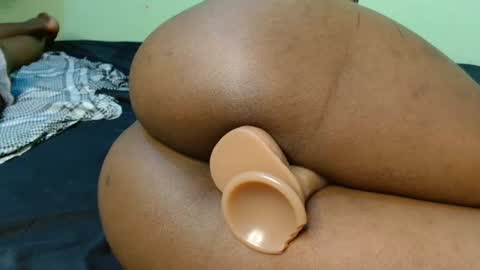 pety online show from 06-18-26, 05:51