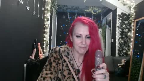 SaucySky online show from 01-07-25, 01:06