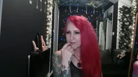 SaucySky online show from 01-14-25, 01:15