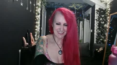 SaucySky online show from 01-18-25, 12:24