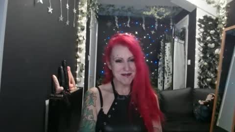 SaucySky online show from 02-01-25, 09:51