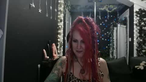 SaucySky online show from 03-04-25, 10:38