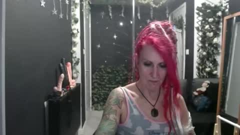 SaucySky online show from 09-10-25, 09:26