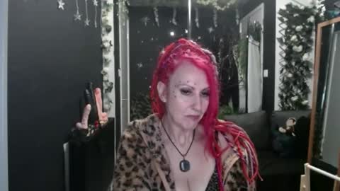 SaucySky online show from 09-14-25, 12:21