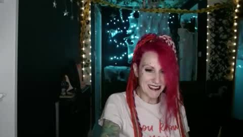 SaucySky online show from 10-11-25, 08:29