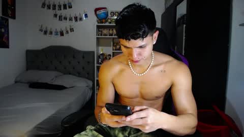 Snapshot of saulomiralles chatting on 05-11-26, 11:46 Saulo online show from 05-11-26, 11:46
