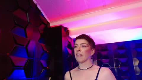 lilith online show from 05-04-26, 03:35