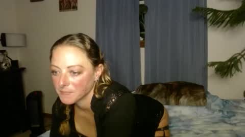savannahlush online show from 11-17-25, 12:27