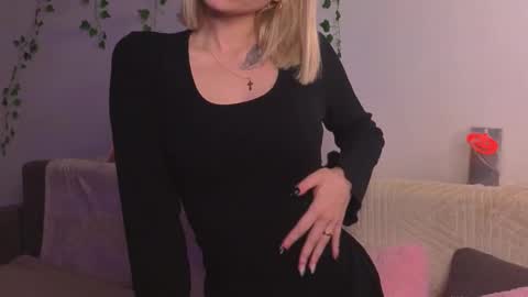 Snapshot of savannahshor chatting on 11-11-25, 07:36 savannahshor online show from 11-11-25, 07:36