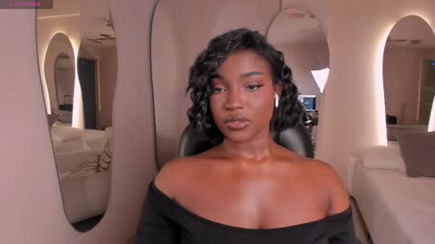 Snapshot of savannahstorm_ chatting on 04-23-26, 07:49 S a v a n n a h online show from 04-23-26, 07:49