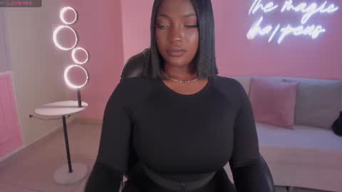 S a v a n n a h  online show from 06-15-26, 01:24