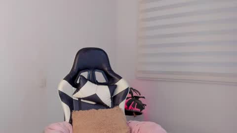 Savannahwildee online show from 07-16-26, 11:16