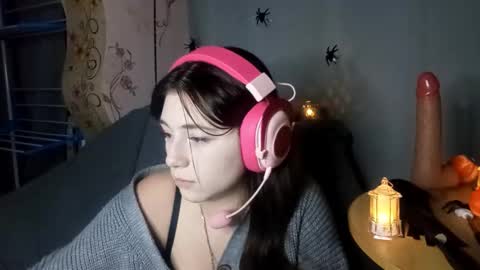 Snapshot of savannasotos chatting on 11-02-25, 03:25 Sophie online show from 11-02-25, 03:25