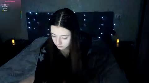 Snapshot of savannasotos chatting on 11-07-25, 03:23 Sophie online show from 11-07-25, 03:23