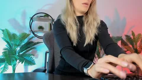 save the qween online show from 12-10-24, 11:22