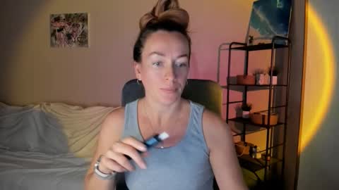 save the qween online show from 10-06-25, 10:45