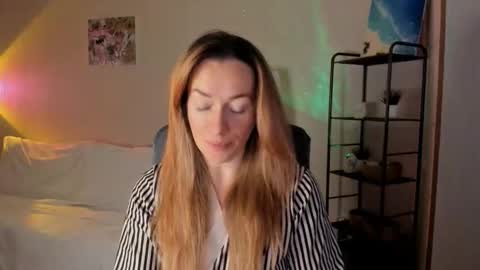 save the qween online show from 12-14-25, 07:25