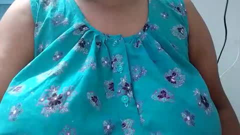 Snapshot of savita0969 chatting on 02-22-26, 12:56 Anjali online show from 02-22-26, 12:56