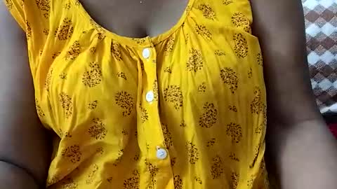 Snapshot of savita0969 chatting on 03-08-26, 02:04 Anjali online show from 03-08-26, 02:04