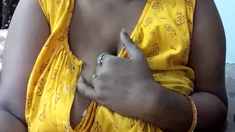 Snapshot of savita0969 chatting on 04-19-26, 01:38 Anjali online show from 04-19-26, 01:38