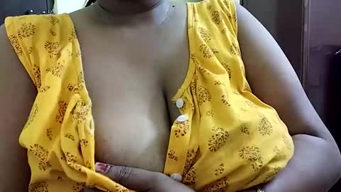 Snapshot of savita0969 chatting on 04-26-26, 03:21 Anjali online show from 04-26-26, 03:21