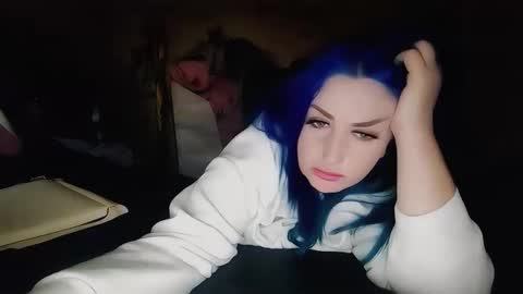 Snapshot of savvvmmm chatting on 10-22-25, 08:08 savvvmmm online show from 10-22-25, 08:08