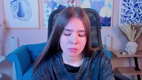 Snapshot of sayaheartnet chatting on 06-17-26, 08:17 Saya online show from 06-17-26, 08:17