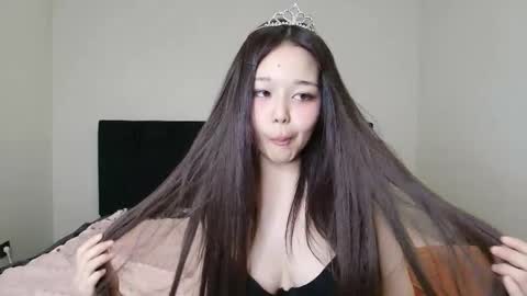 Saya online show from 04-18-26, 01:15