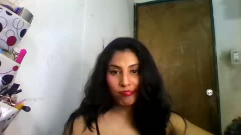 Snapshot of sayatosty chatting on 02-18-26, 10:17 Very Hot online show from 02-18-26, 10:17