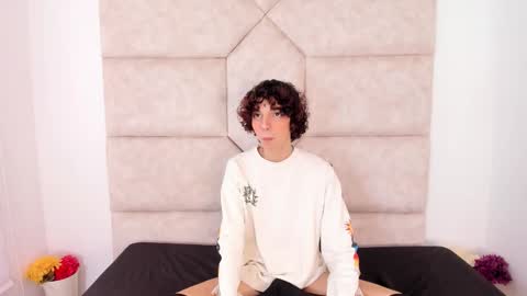 Snapshot of scaarlett_22 chatting on 10-10-25, 07:24 scaarlett_22 online show from 10-10-25, 07:24