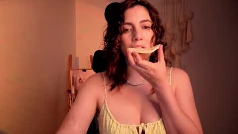 Snapshot of scalertt__steel_ chatting on 03-15-26, 02:23 Venus online show from 03-15-26, 02:23