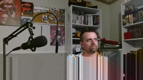 Snapshot of scarecrow2wm chatting on 11-02-25, 03:42 Kent Clark online show from 11-02-25, 03:42