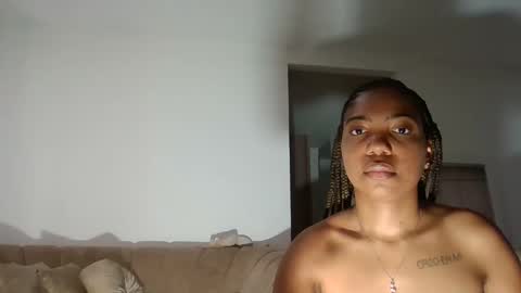 scarle222421 online show from 01-01-25, 07:21